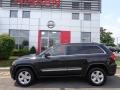 Brilliant Black Crystal Pearl - Grand Cherokee Laredo X Package 4x4 Photo No. 2