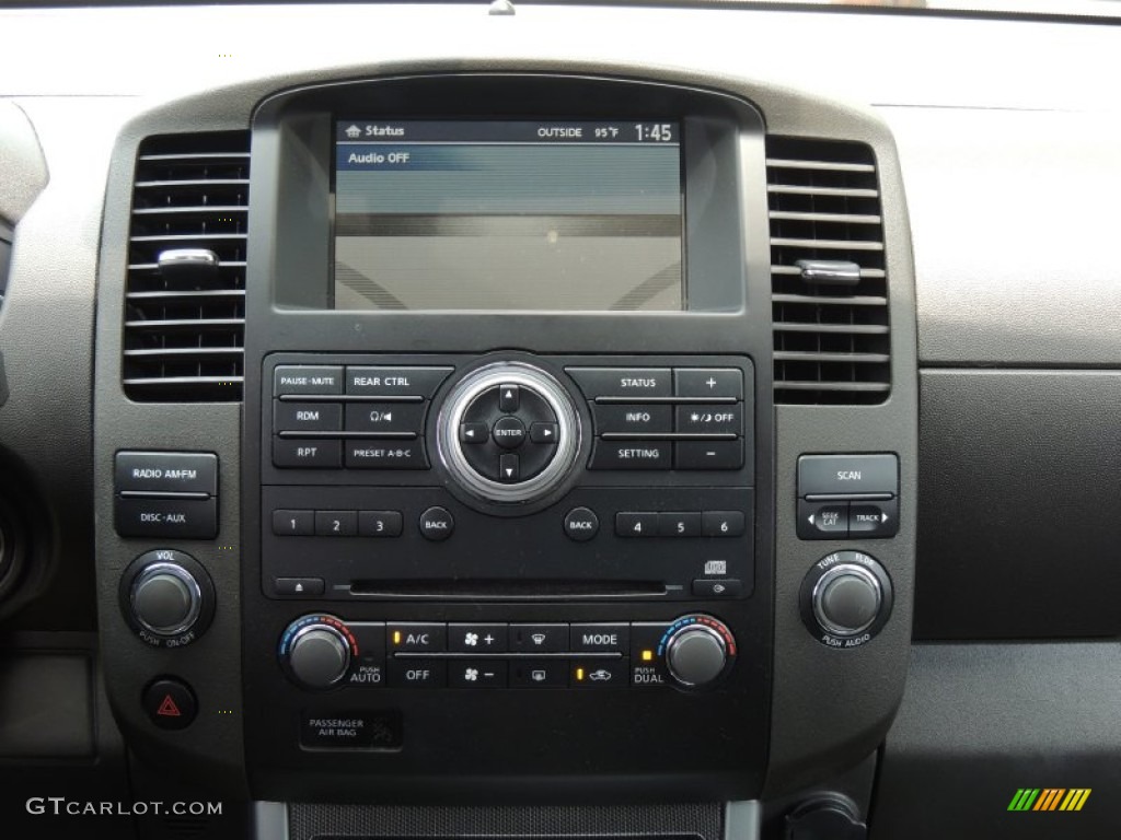 2012 Pathfinder S 4x4 - Super Black / Graphite photo #20