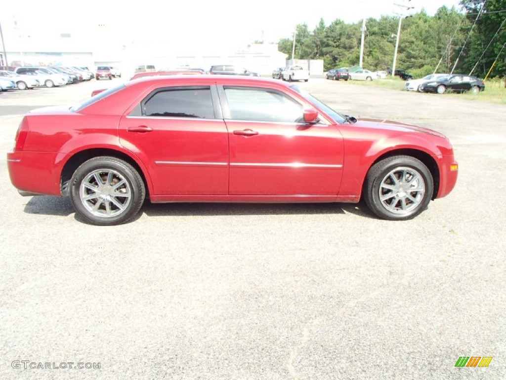 2007 300 Touring AWD - Inferno Red Crystal Pearlcoat / Dark Slate Gray/Light Slate Gray photo #6