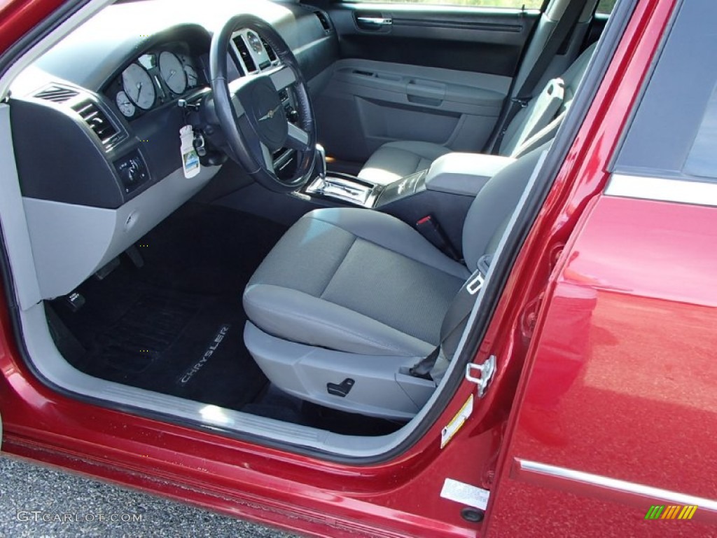 2007 300 Touring AWD - Inferno Red Crystal Pearlcoat / Dark Slate Gray/Light Slate Gray photo #13