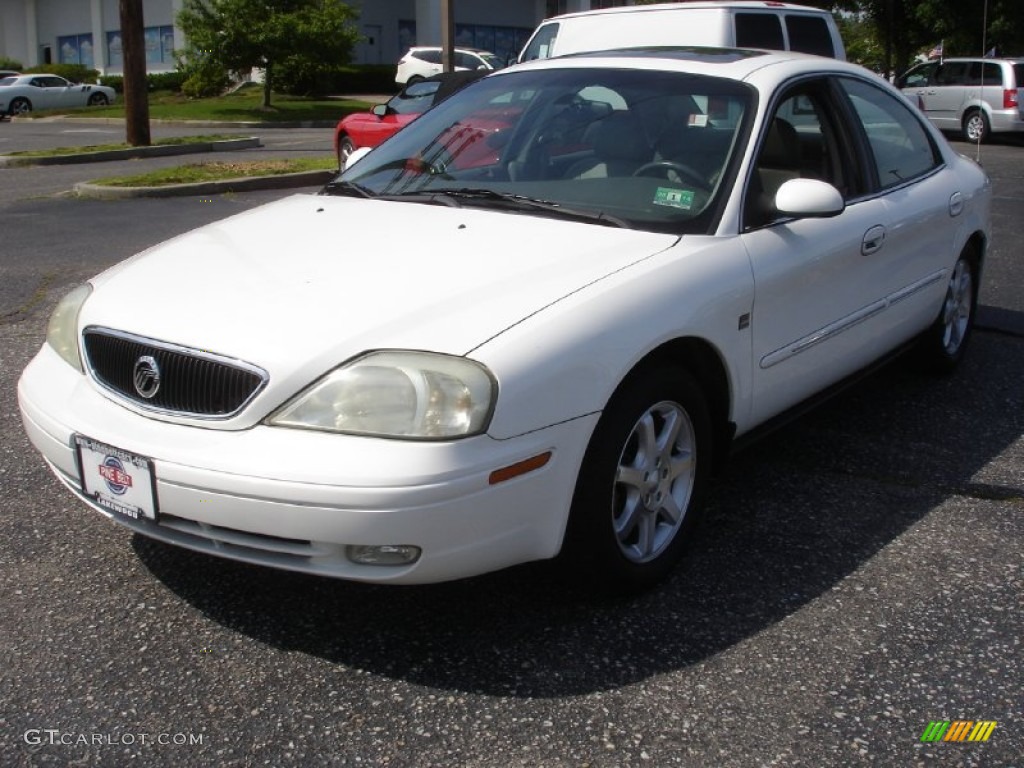 2002 Sable LS Premium Sedan - Vibrant White / Medium Graphite photo #1