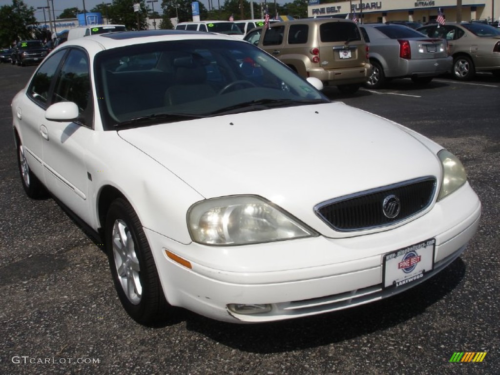 2002 Sable LS Premium Sedan - Vibrant White / Medium Graphite photo #3