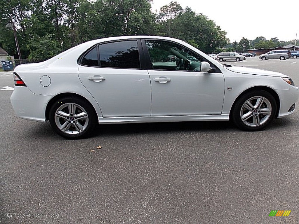 2011 9-3 Aero Sport Sedan XWD - Arctic White / Black photo #8