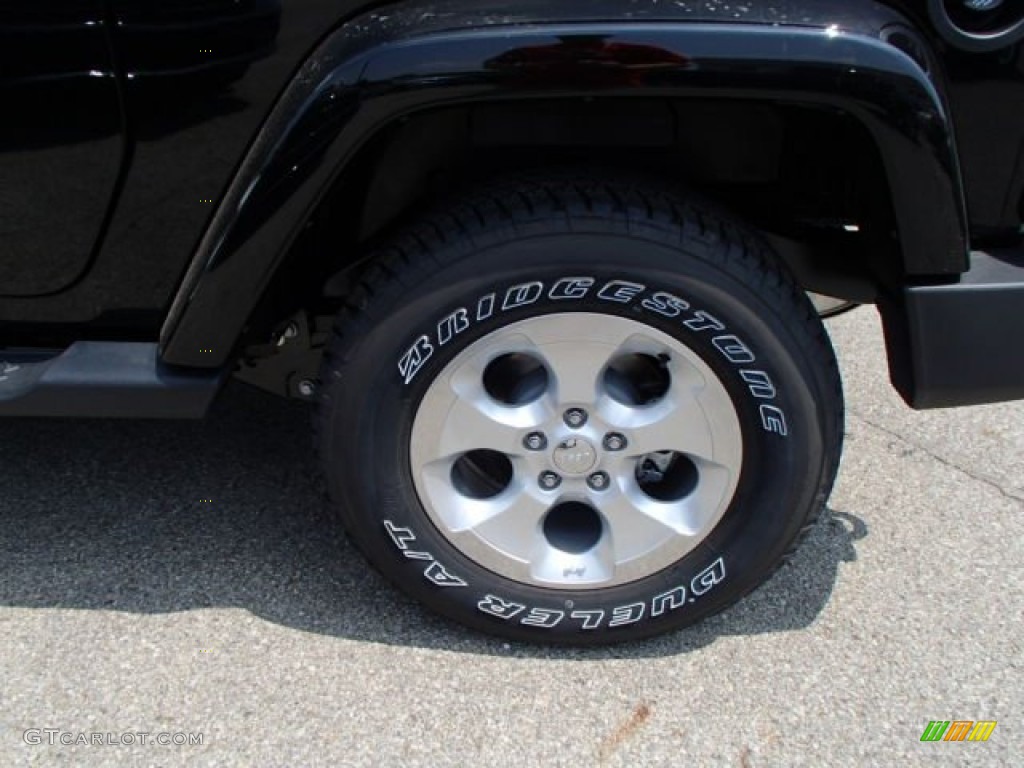 2013 Wrangler Sahara 4x4 - Black / Black/Dark Saddle photo #9