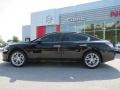 Super Black - Maxima 3.5 SV Photo No. 2