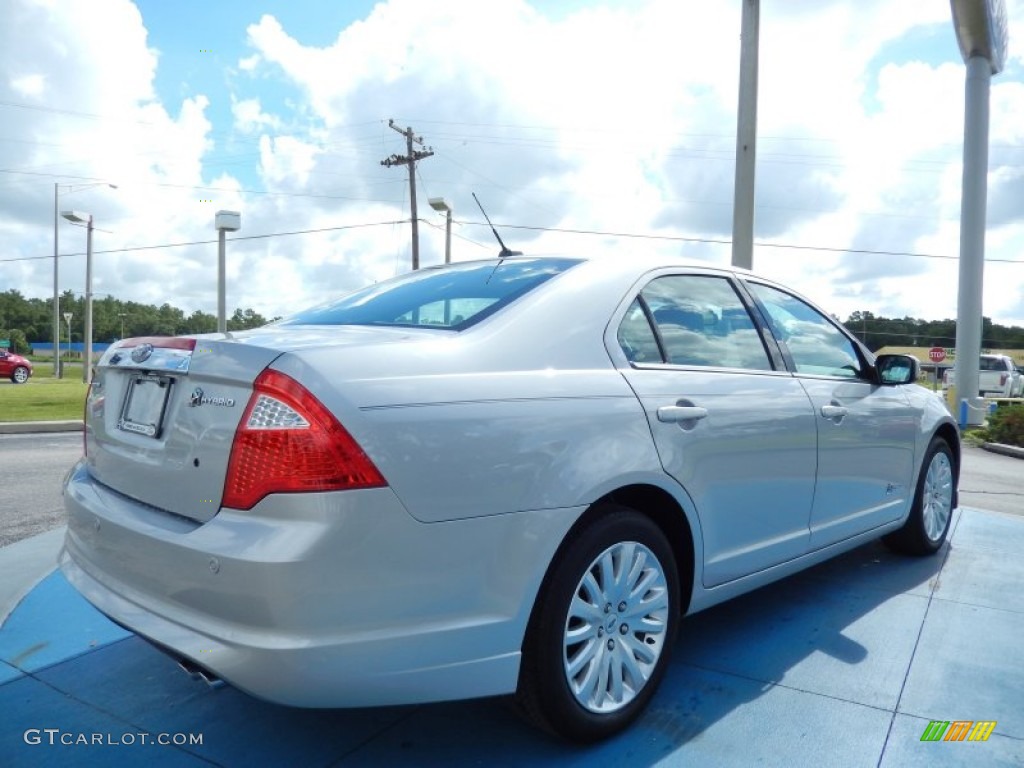 2010 Fusion Hybrid - Brilliant Silver Metallic / Medium Light Stone photo #5
