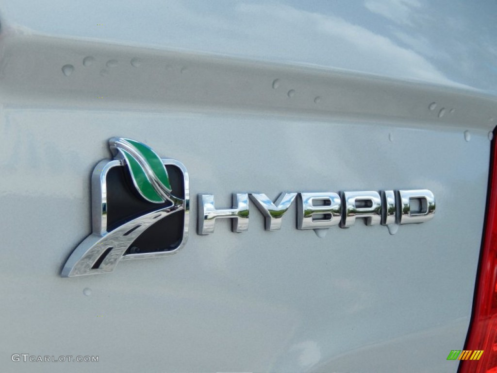 2010 Fusion Hybrid - Brilliant Silver Metallic / Medium Light Stone photo #10