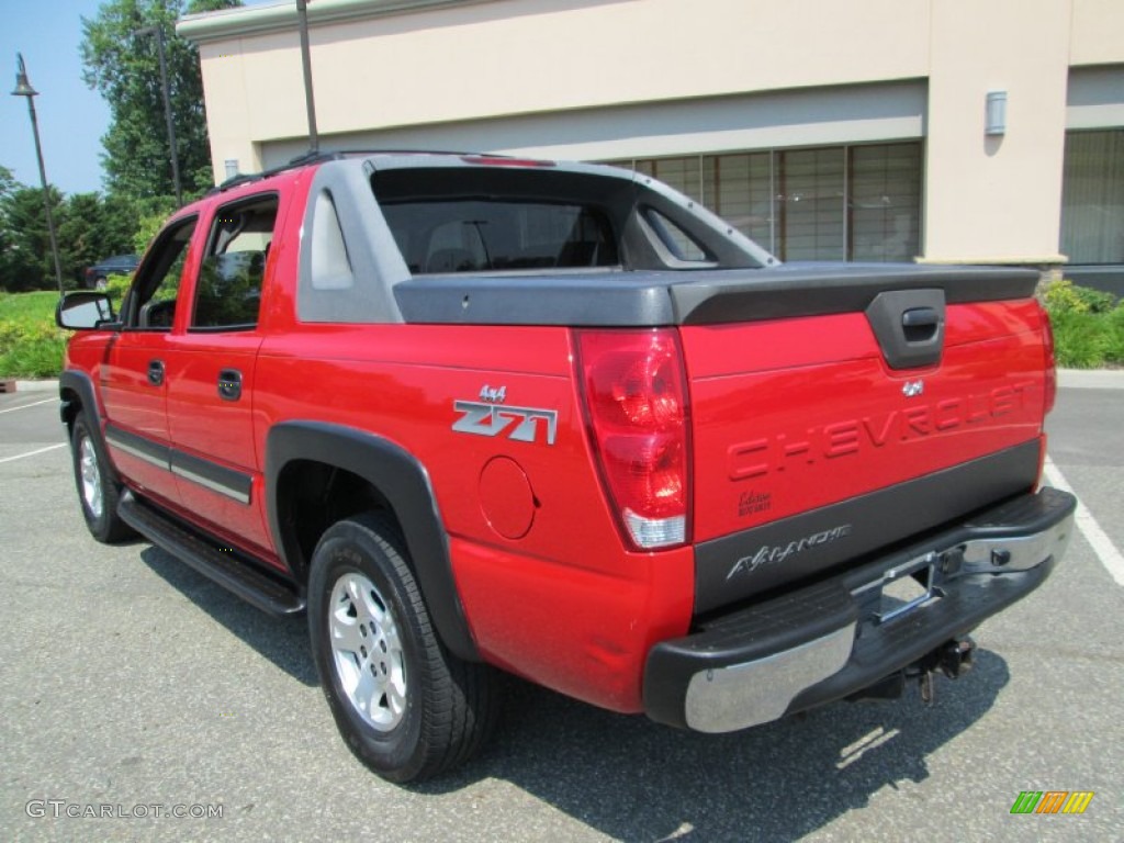 2004 Avalanche 1500 Z71 4x4 - Victory Red / Dark Charcoal photo #5