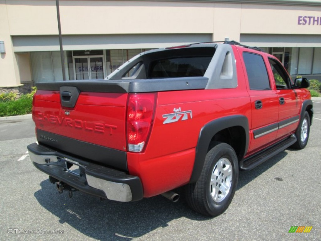 2004 Avalanche 1500 Z71 4x4 - Victory Red / Dark Charcoal photo #7