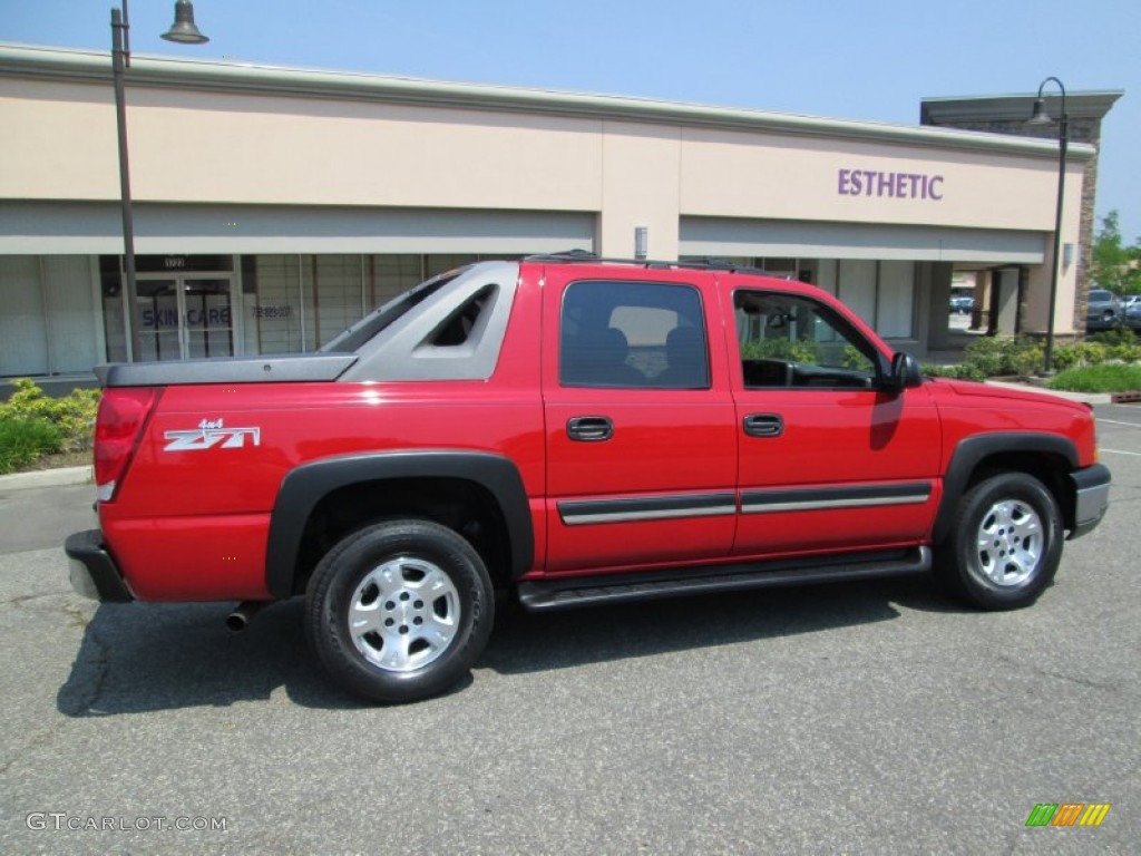 2004 Avalanche 1500 Z71 4x4 - Victory Red / Dark Charcoal photo #8