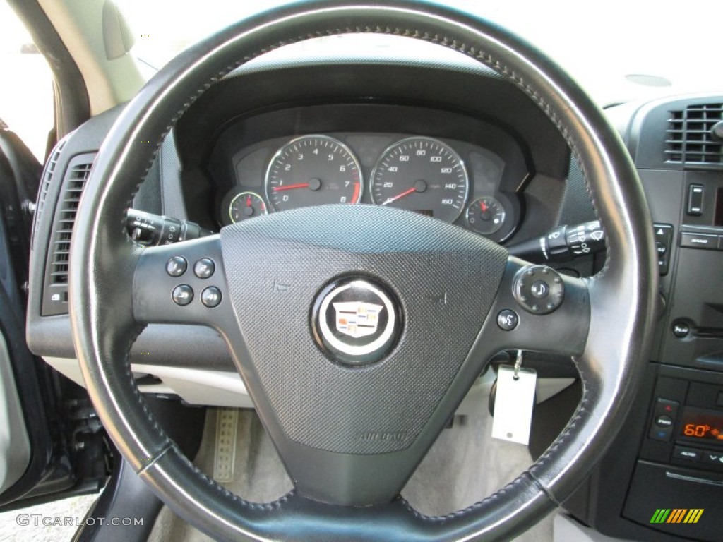 2005 Cadillac CTS Sedan Light Gray/Ebony Steering Wheel Photo #82709278