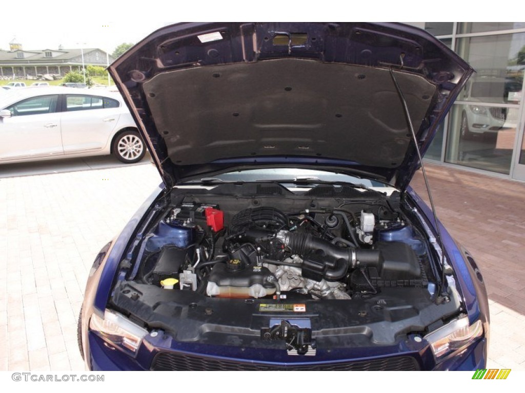 2011 Mustang V6 Coupe - Kona Blue Metallic / Charcoal Black photo #16
