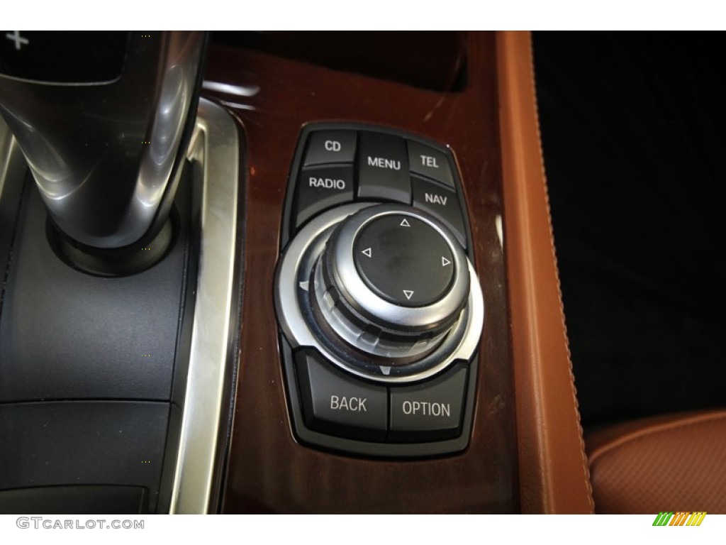 2010 BMW 7 Series 750Li Sedan Controls Photo #82713100