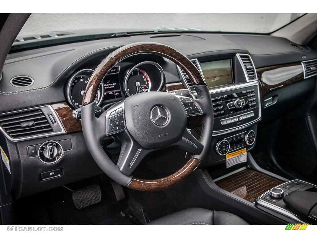 2013 Mercedes-Benz GL 450 4Matic Black Dashboard Photo #82715452