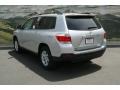 2013 Classic Silver Metallic Toyota Highlander V6 4WD  photo #2