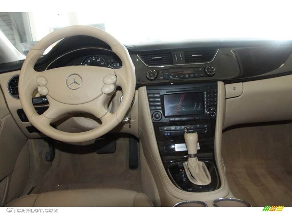 2008 CLS 550 - Arctic White / Cashmere Beige photo #30