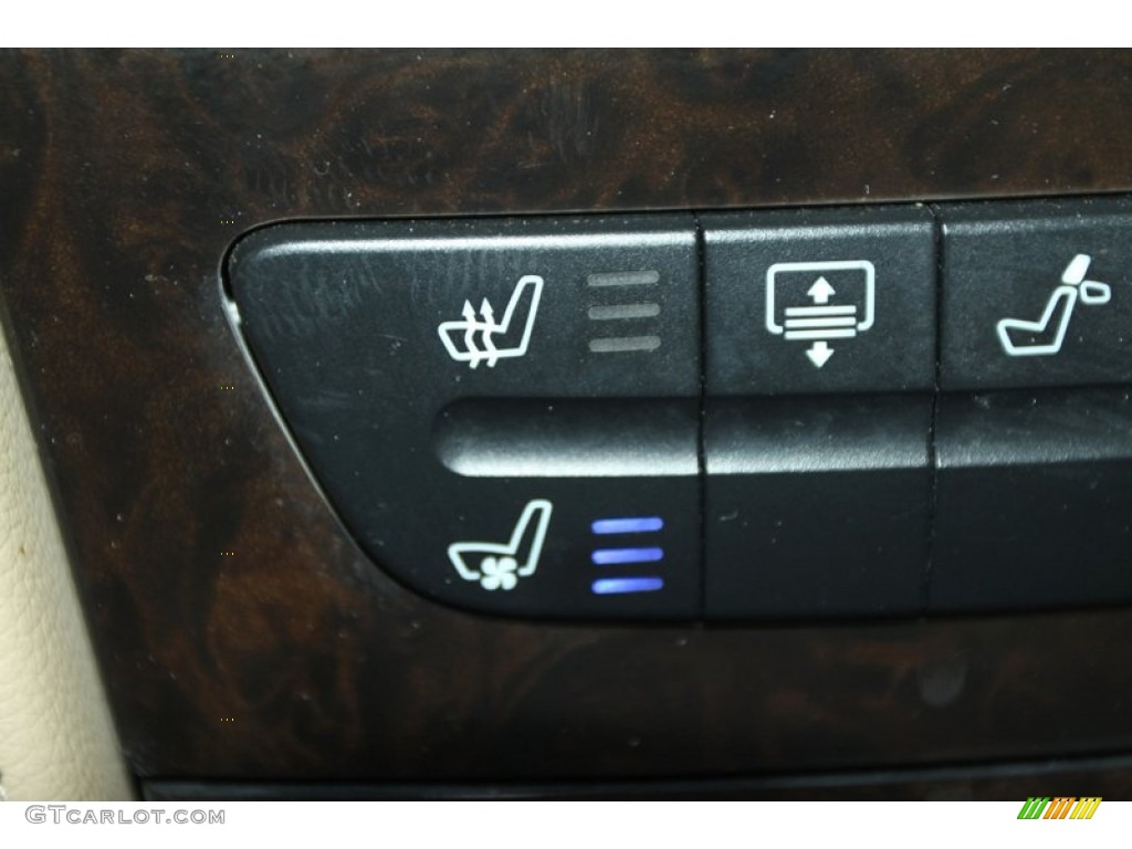 2008 CLS 550 - Arctic White / Cashmere Beige photo #36