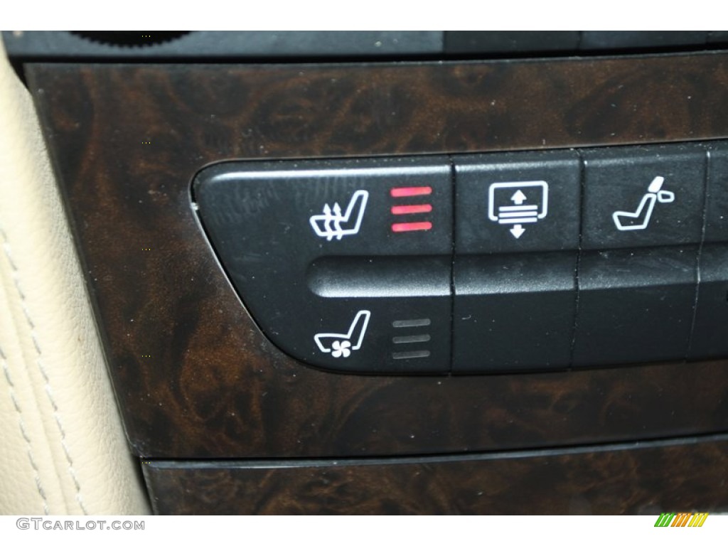 2008 CLS 550 - Arctic White / Cashmere Beige photo #37