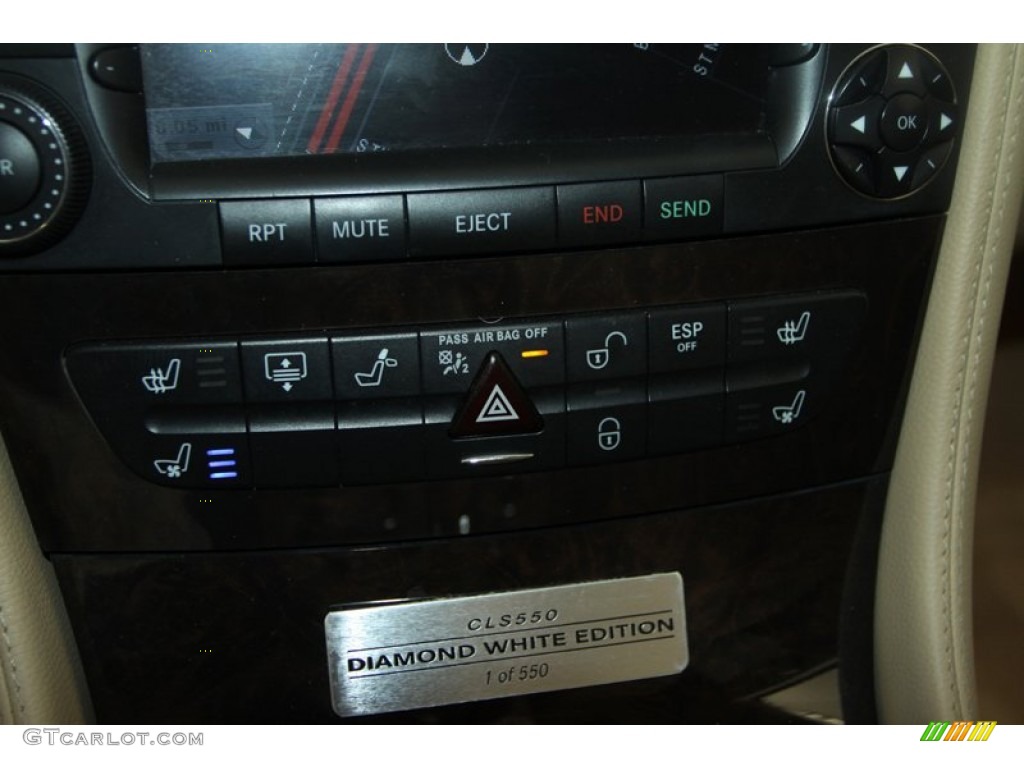 2008 CLS 550 - Arctic White / Cashmere Beige photo #38