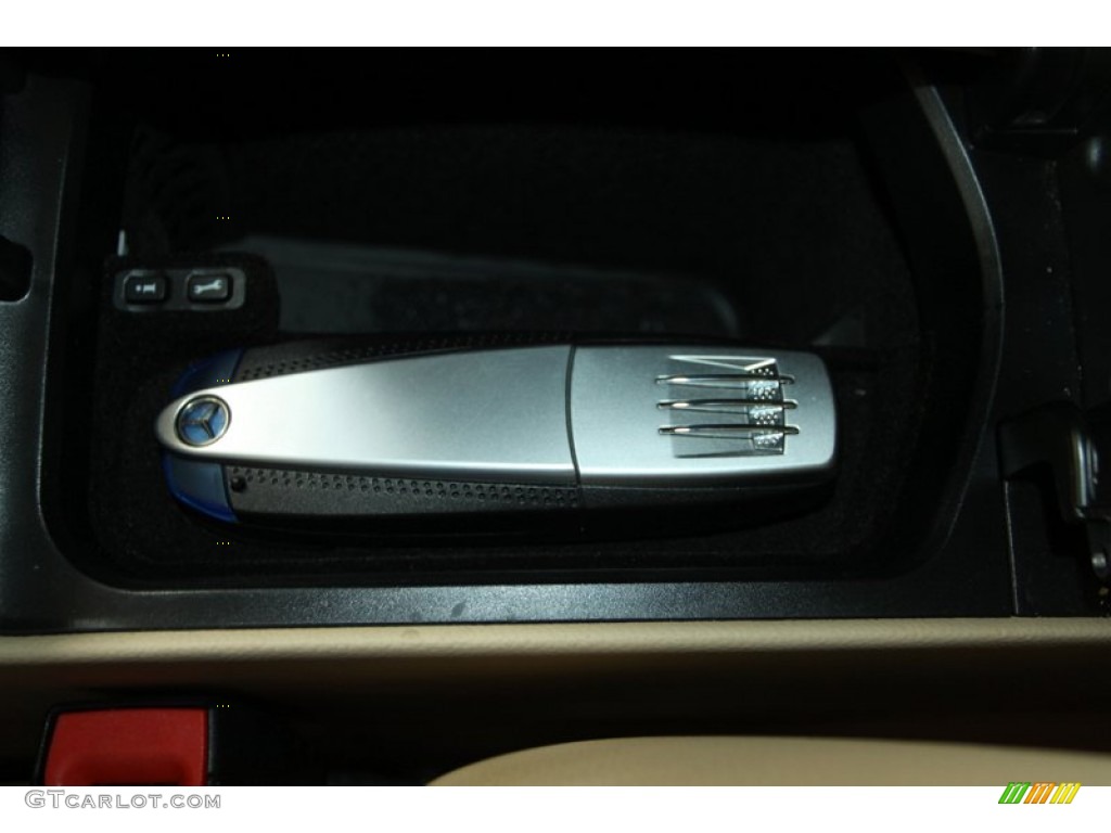 2008 CLS 550 - Arctic White / Cashmere Beige photo #49