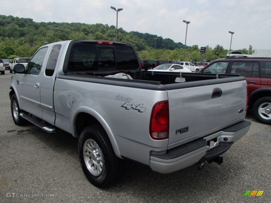2003 F150 XLT SuperCab 4x4 - Silver Metallic / Medium Graphite Grey photo #4