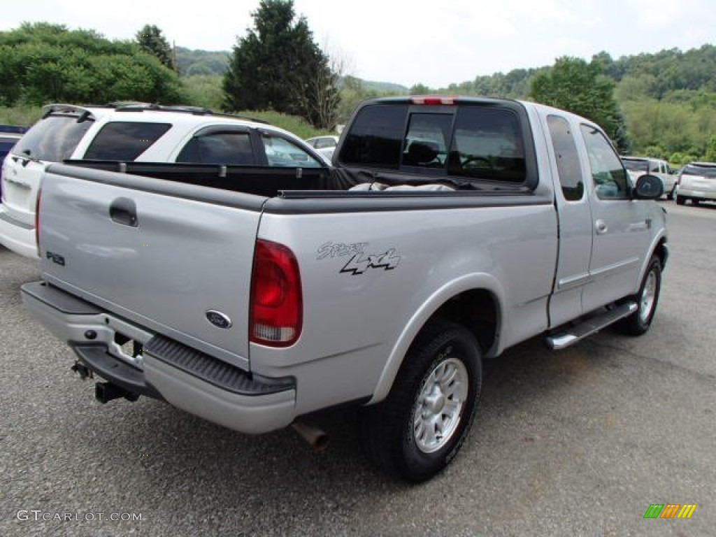 2003 F150 XLT SuperCab 4x4 - Silver Metallic / Medium Graphite Grey photo #6