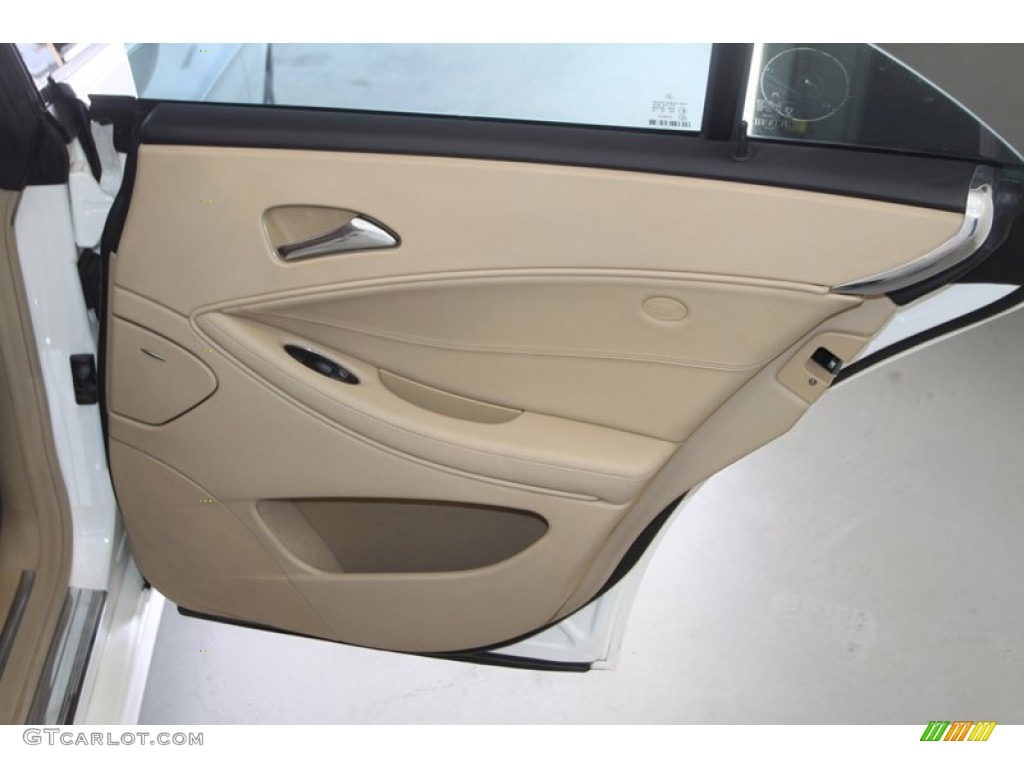 2008 CLS 550 - Arctic White / Cashmere Beige photo #57
