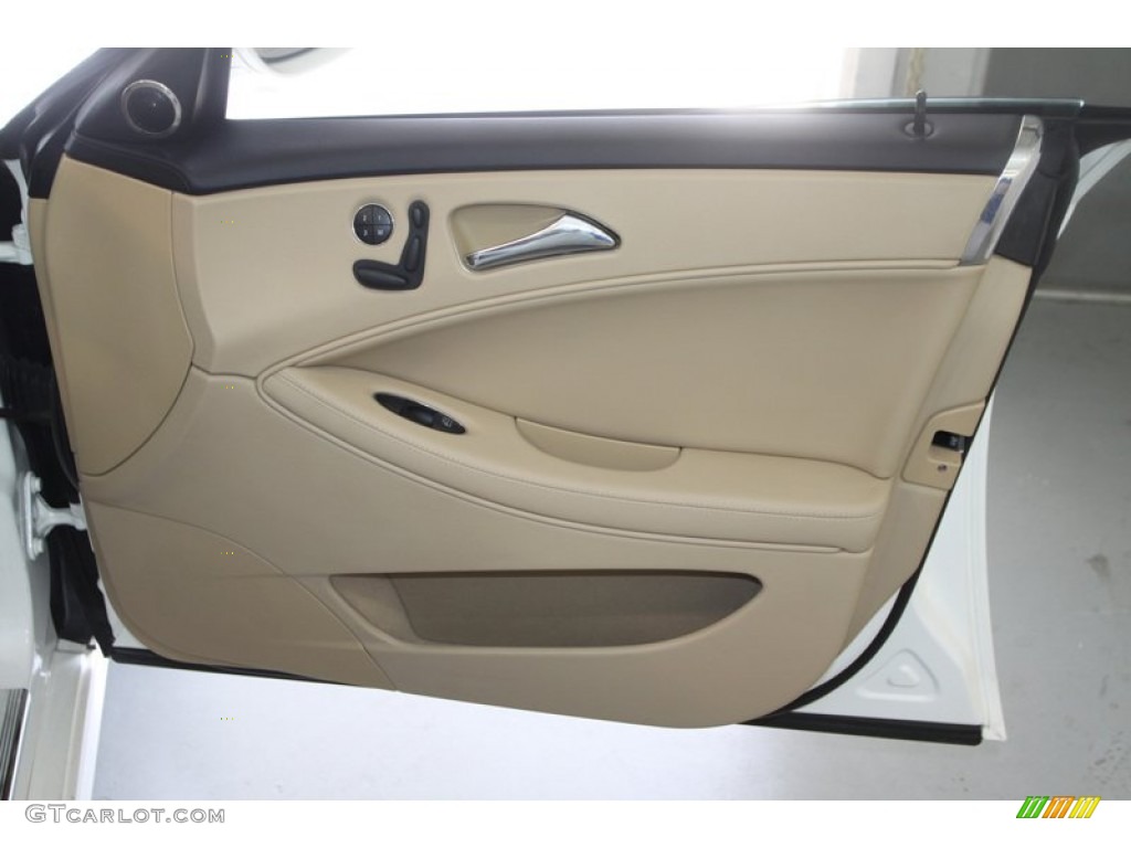 2008 CLS 550 - Arctic White / Cashmere Beige photo #60