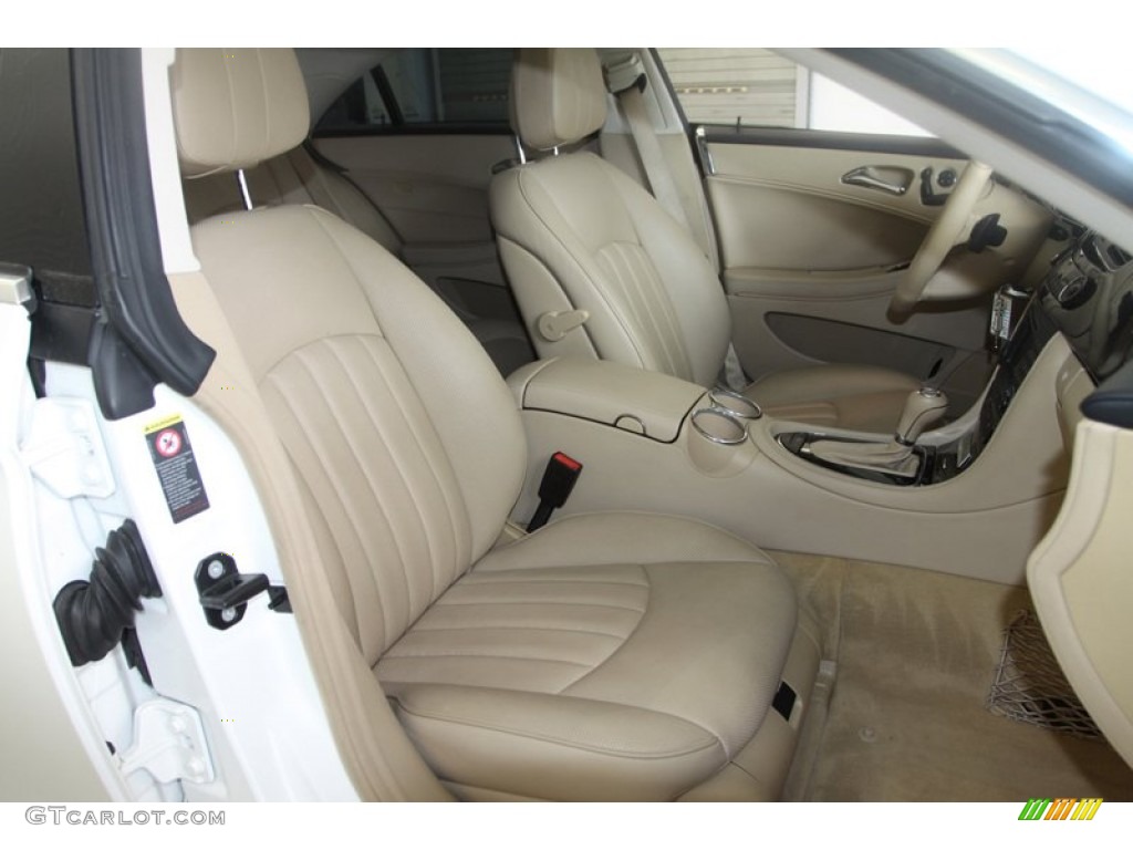 2008 CLS 550 - Arctic White / Cashmere Beige photo #63