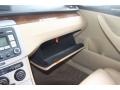 Deep Black - Passat 2.0T Sedan Photo No. 38