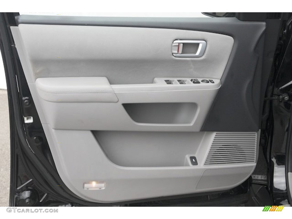 2011 Honda Pilot EX Gray Door Panel Photo #82720271