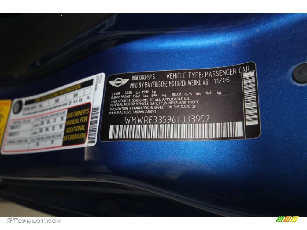 2006 Cooper S Hardtop - Hyper Blue Metallic / Lapis Blue/Panther Black photo #9