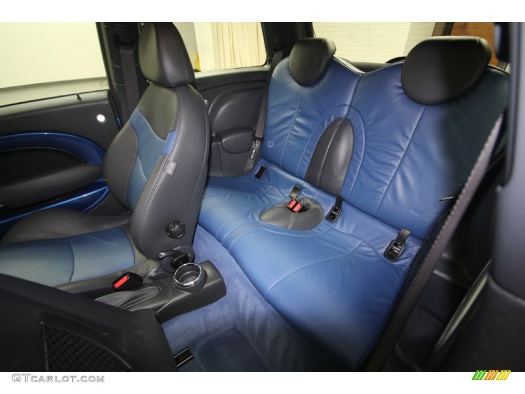 2006 Mini Cooper S Hardtop Rear Seat Photo #82721112
