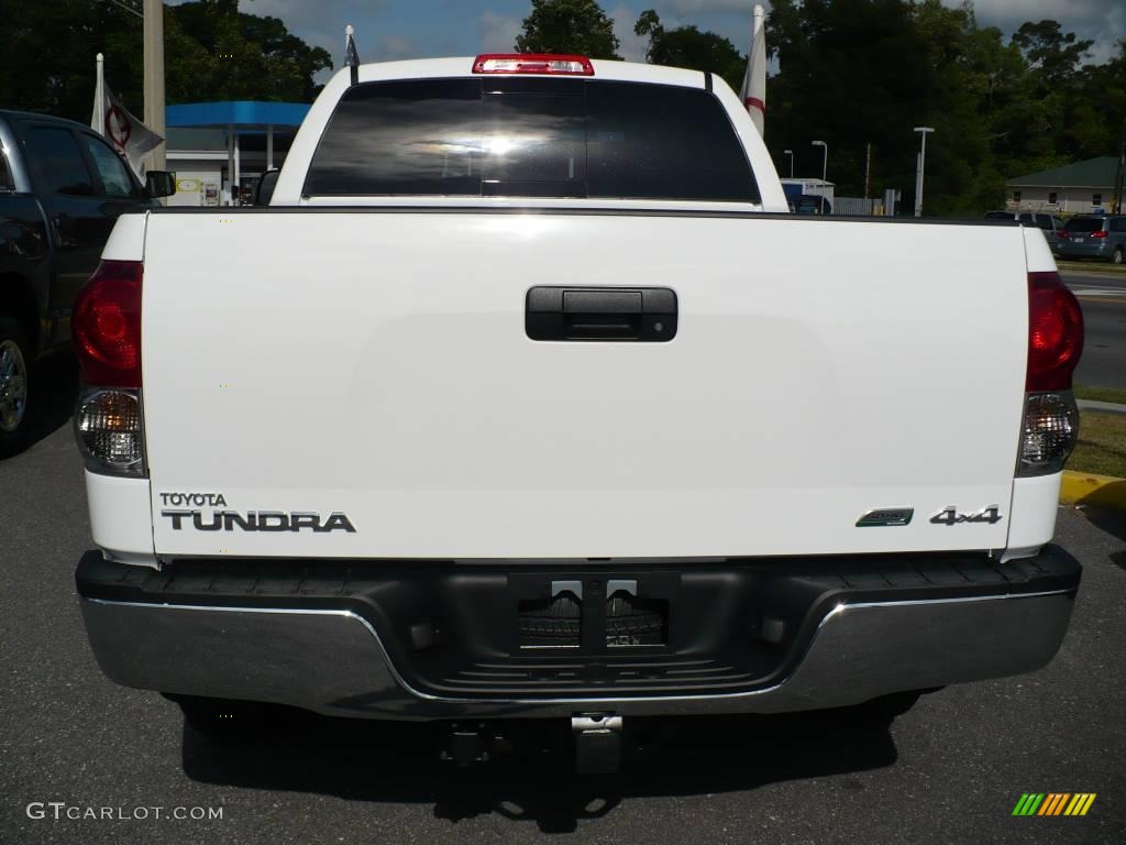 2009 Tundra SR5 Double Cab 4x4 - Super White / Black photo #3