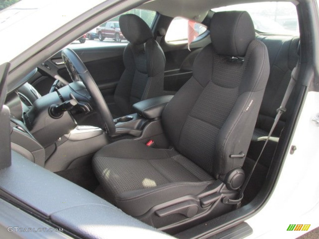 2011 Genesis Coupe 2.0T - Karussell White / Black Cloth photo #14