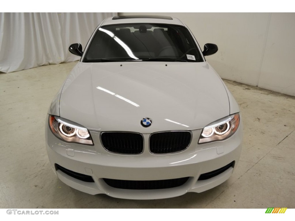 2013 1 Series 135is Coupe - Alpine White / Black photo #5