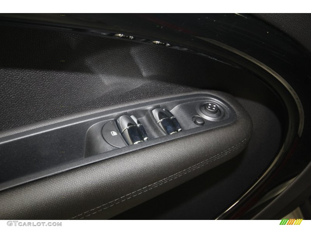 2013 Cooper S Countryman - Blazing Red / Carbon Black photo #14