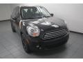 Absolute Black - Cooper Countryman Photo No. 5