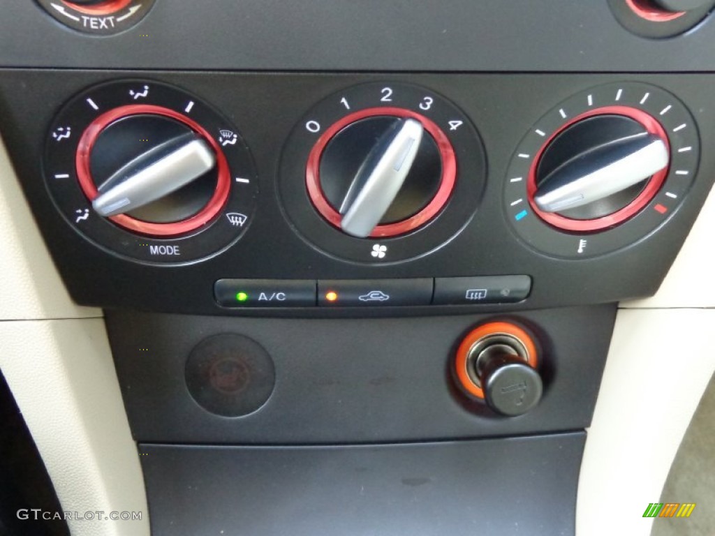 2007 Mazda MAZDA3 i Sport Sedan Controls Photo #82729055