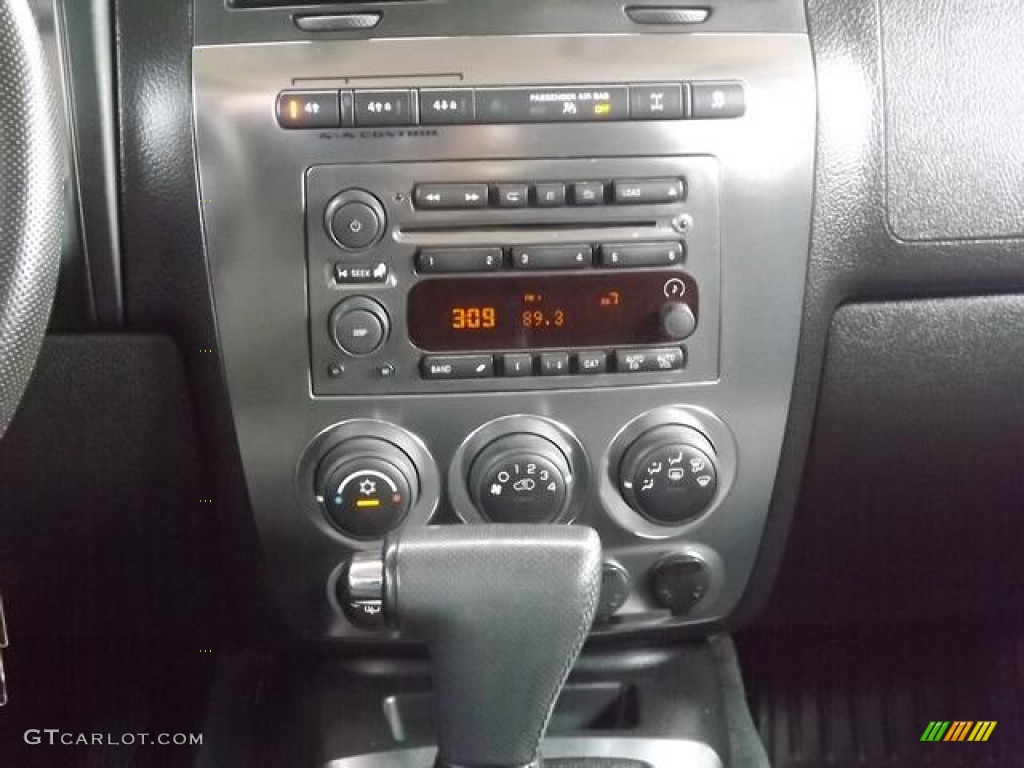 2008 Hummer H3 Standard H3 Model Controls Photo #82730152