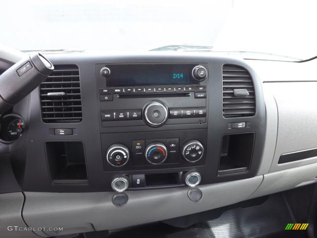 2011 Silverado 1500 LS Regular Cab - Summit White / Dark Titanium photo #17