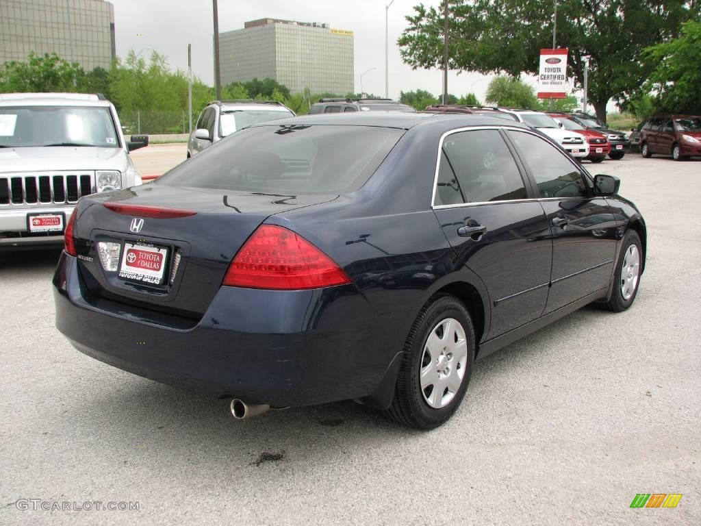 2007 Accord LX Sedan - Royal Blue Pearl / Gray photo #6