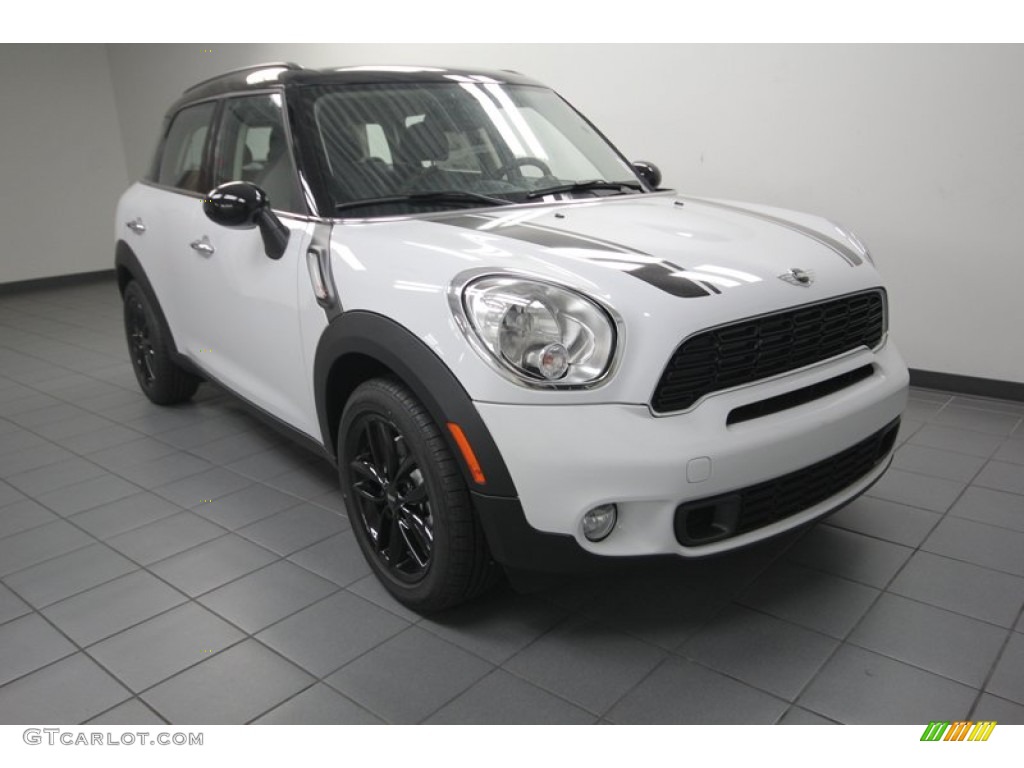 2013 Cooper S Countryman - Light White / Carbon Black photo #1