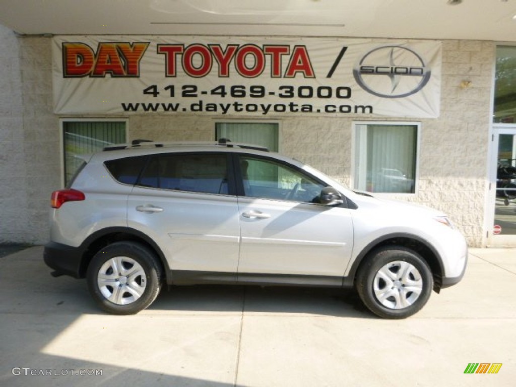 2013 RAV4 LE AWD - Classic Silver Metallic / Ash photo #1