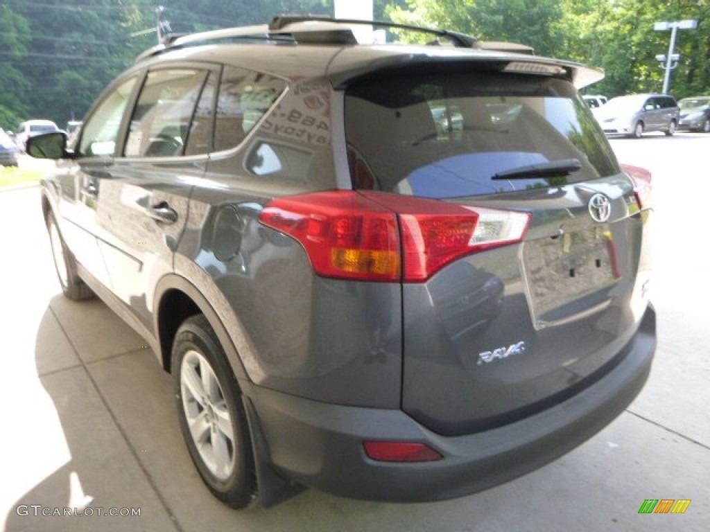 2013 RAV4 XLE AWD - Magnetic Gray Metallic / Black photo #4