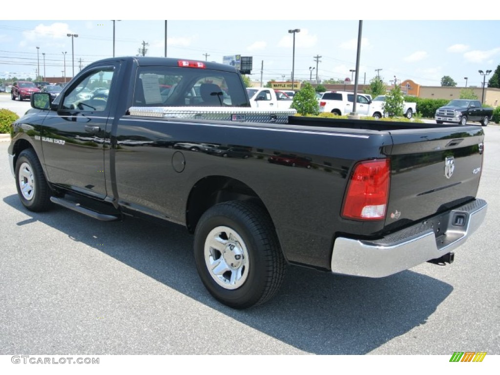 2012 Ram 1500 ST Regular Cab 4x4 - Black / Dark Slate Gray/Medium Graystone photo #4