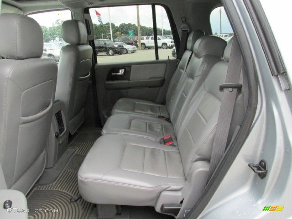 2006 Ford Expedition Limited 4x4 Rear Seat Photo #82733911