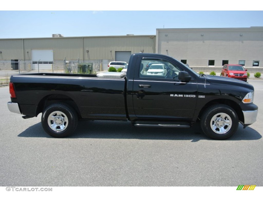 2012 Ram 1500 ST Regular Cab 4x4 - Black / Dark Slate Gray/Medium Graystone photo #6