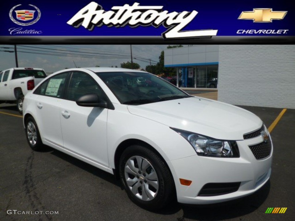 Summit White Chevrolet Cruze