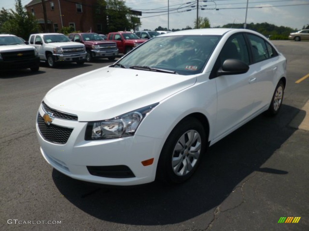 2014 Cruze LS - Summit White / Jet Black/Medium Titanium photo #3